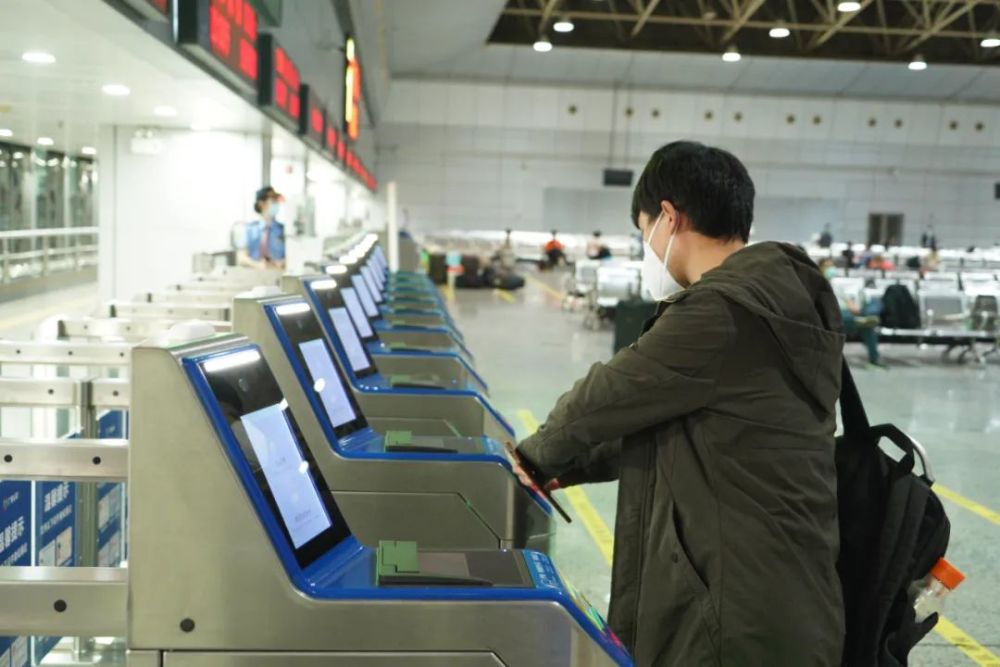 惠州平谭机场东莞火车站约车接送