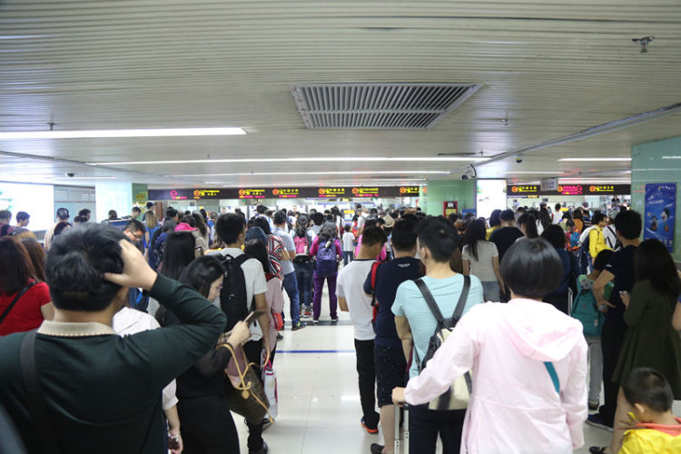 惠州平谭机场深圳罗湖口岸预约车接送